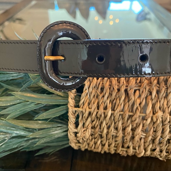 Yves Saint Laurent Patent Gray Leather Belt - Picture 2 of 13